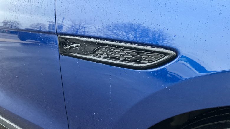 Jaguar F-Pace 2.0 D200 R-Dynamic Black 5dr Auto AWD Diesel Estate